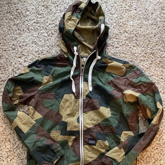 Pull & Bear Women's Camouflage Hooded Jacket - Picture 1 of 5